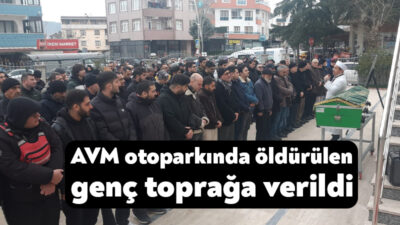 Kocaeli'nin İzmit ilçesinde alışveriş merkezinin otoparkında tartıştığı arkadaşı tarafından bıçaklanarak