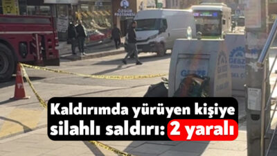 Kocaeli'nin Gebze ilçesinde kaldırımda yürüyen bir kişiye seyir halindeki araçtan