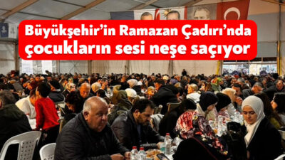 Kocaeli Büyükşehir Belediyesi’nin İzmit Kent Meydanı’nda kurduğu Ramazan Çadırı, 7’den