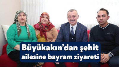 Kocaeli Büyükşehir Belediye Başkanı Tahir Büyükakın, Şehit Jandarma Er Burhan