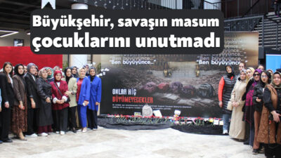 Kocaeli Büyükşehir Belediyesi’nin “Kadınla Değişir Dünya” temasıyla düzenlediği 8 Mart