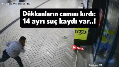Kocaeli'nin İzmit ilçesinde cadde üzerindeki bazı dükkanların camlarını tahta ve