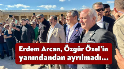 CHP’nin Ankara’da düzenlediği bayramlaşma programı, parti içindeki tartışmaların gölgesinde gerçekleşti.