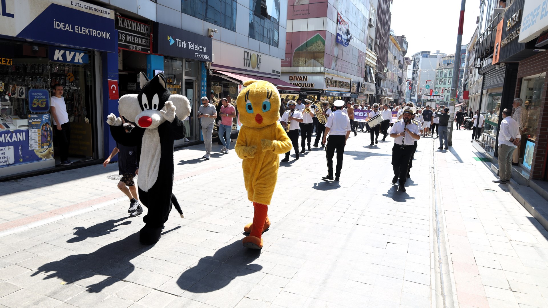 4.Gebze Alisveris Festivaline renkli acilis 3