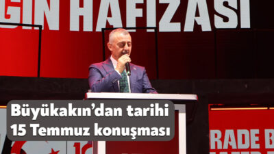 Milli İrade Meydanı’nı hıncahınç dolduran binlerce Kocaeliliye seslenen Büyükşehir Belediye