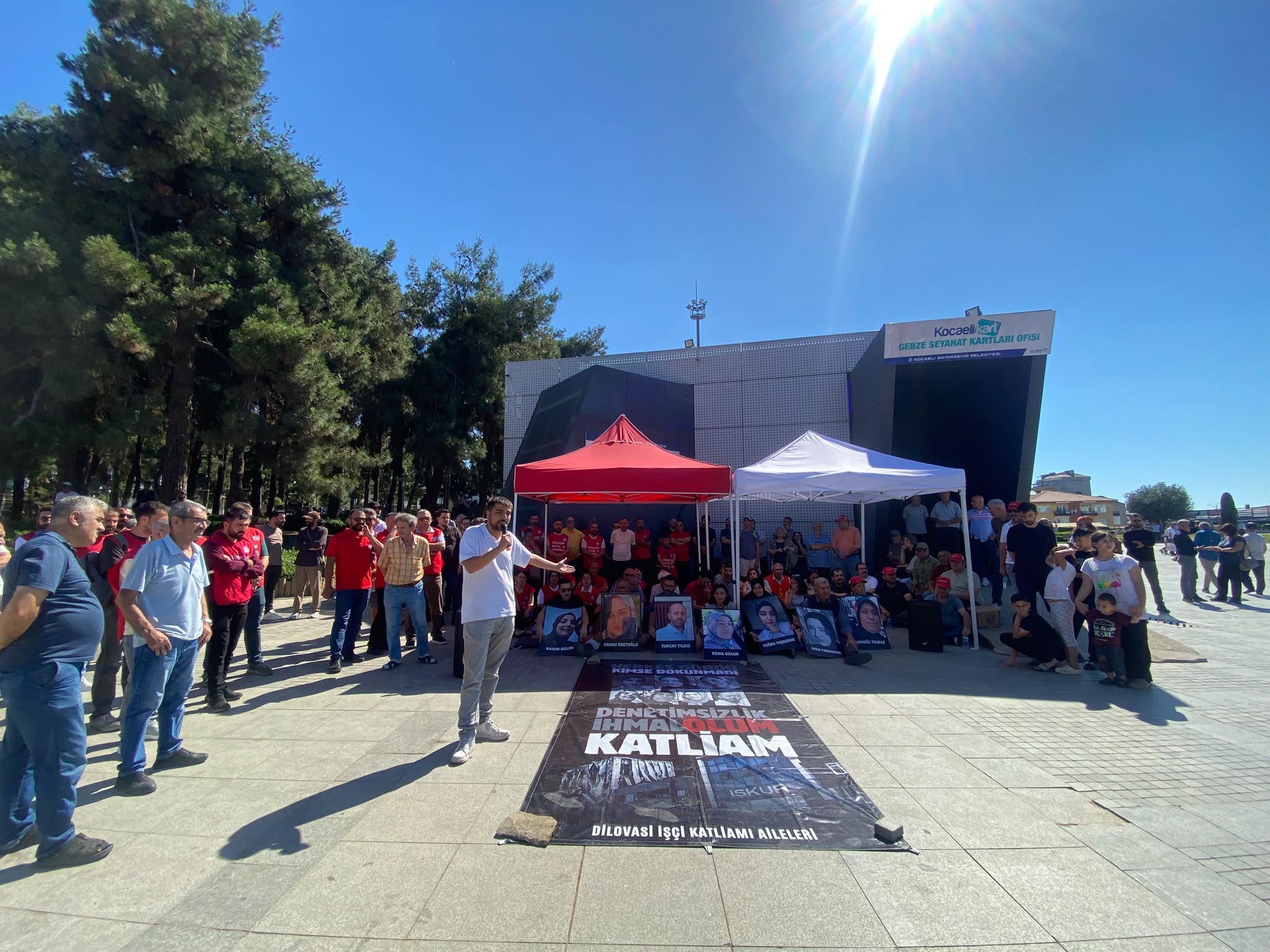 Dilovasi yangini icin adalet nobeti besinci haftasinda Aileler taleplerini siraladi 1