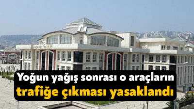 Kocaeli’de etkili olan sağanak yağış hayatı felç etti. Kentin özellikle