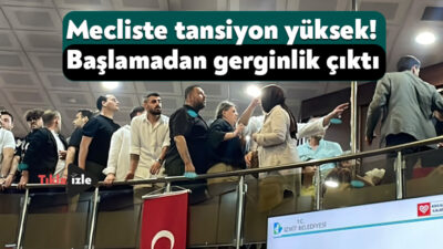İzmit Belediyesi’ndeki kritik seçim öncesinde Meclis Salonu’nun izleyici balkonunda taraflar