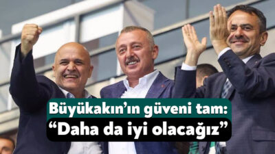 Kocaeli Büyükşehir Belediye Başkanı Tahir Büyükakın, Amedspor’u sahasında 2-0 yenerek