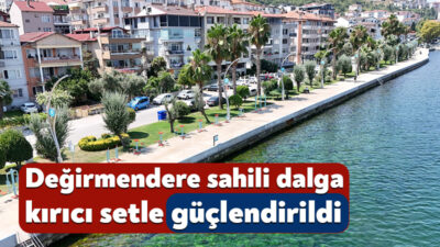Kocaeli Büyükşehir Belediyesi, Gölcük Değirmendere sahilinde hayata geçirdiği dalga kırıcı