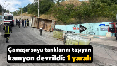 Kocaeli'nin Dilovası ilçesinde çamaşır suyu tanklarını taşıyan kamyon devrildi,