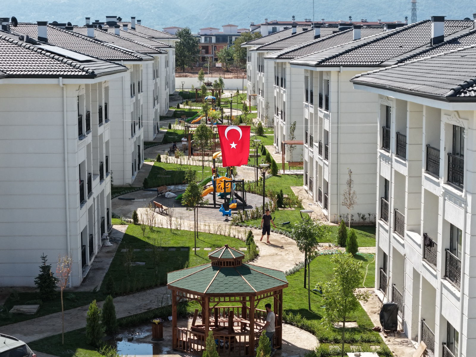 Kartepe Kent Konutlarinda hak sahipleri yarin evlerine kavusuyor 2